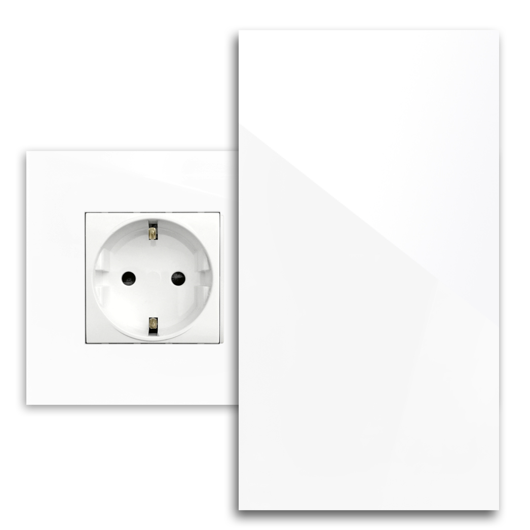 Design socket outlet in glass look. MAXIM