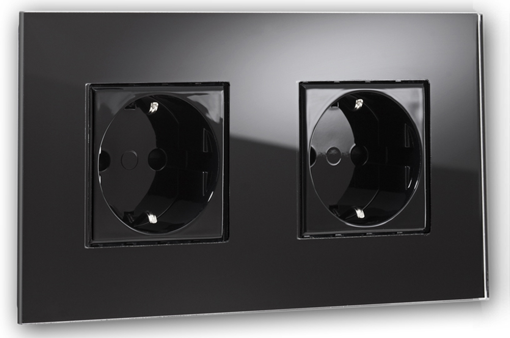 Design socket outlet in glass look. MAXIM